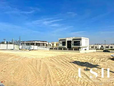 Close To Metro | Corner Plot