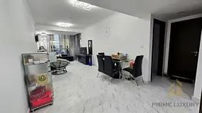 Vastu-Corner Unit-Metro Facing-Full Lake View
