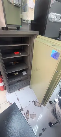 Heavy-duty vertical metal file sorter cabinet — 6 compartments 370 kg