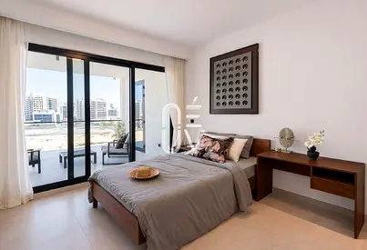 Pool View | Spacious Layout | Close to Handover