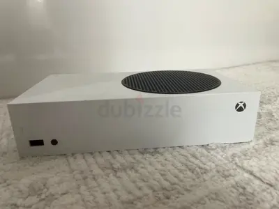 Xbox series S 512GB, 1 black controller