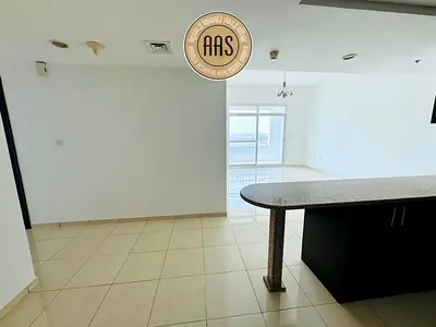 شقة بغرفتي نوم | تخطيط مفتوح | شرفة | إطلالات على المجتمع والمدينة