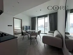 Stylish 1BR | Peninsula Three Business Bay Views!!