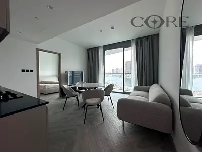 Stylish 1BR | Peninsula Three Business Bay Views!!