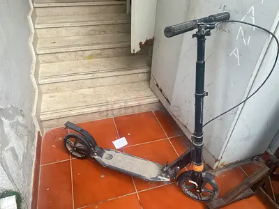 Used kids kick scooter (manual) with large wheels  20