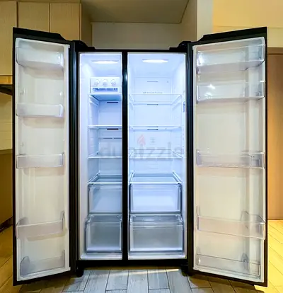 SAMSUNG Latest Model Side-by-Side Fridge and Freezer 90cm