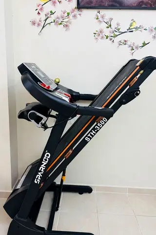 Lightly used foldable Sparnods STH-3500 treadmill