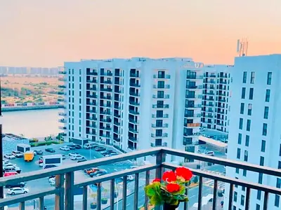 Furnished 1BR | High Floor | Partial Canal View