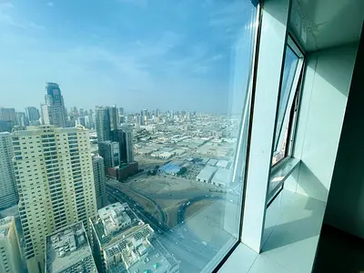 SPACIOUS OPEN VIEW FLAT 1 MONTH FREE 6 CHEQUES