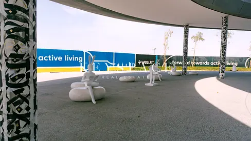 Sophisticated Residential Unit | Set in a Well-Planned Lifestyle District | Resale