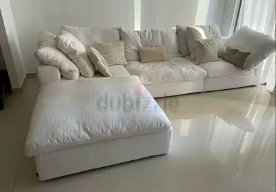 Marina home brand new condition sofa super comfortable in could feather 🪶