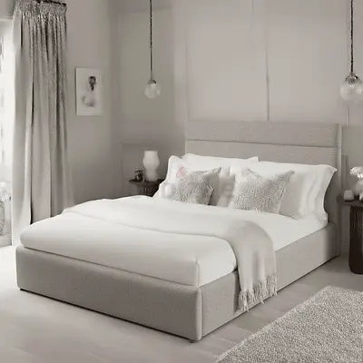 Selling New Queen size bed storage bed frame strong Queen bed mattress for sale