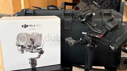 DJI RS 4 Pro Combo Stabilizer