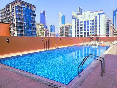 Lavish 2bhk with 2 Balcony gym pool parking free near to Metro station