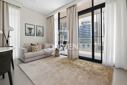 Luxury Living | Prime Location | Full Services