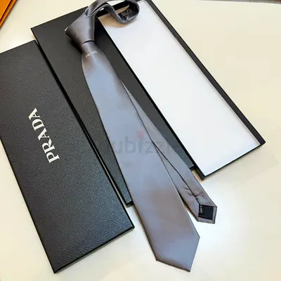 Prada tie
