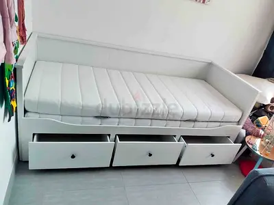 Ikea hemnes day bed with mattress 2