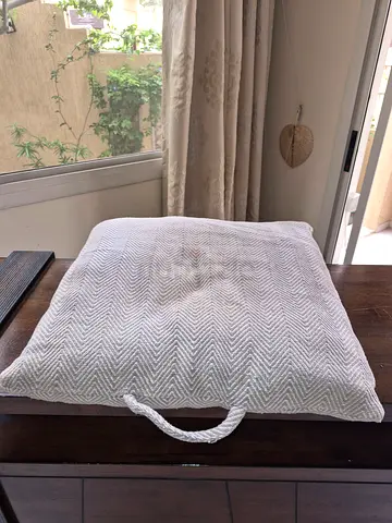 Gray chevron floor/seat cushion with carry handle - lightly used