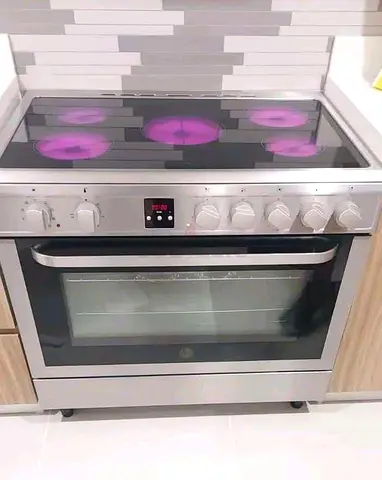 Hoover Latest Model 5-Burner Electric Ceramic Cooking Range 90x60 CM