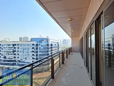 0% Commission !! 3bhk+MaidRoom !! Huge Terrace balcony
