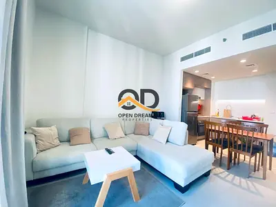 Stunning Fully Furnished 1 Bedroom Apartment For Sale in 740k