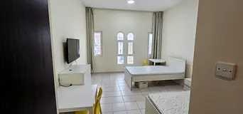 Twin Masterroom next to metro