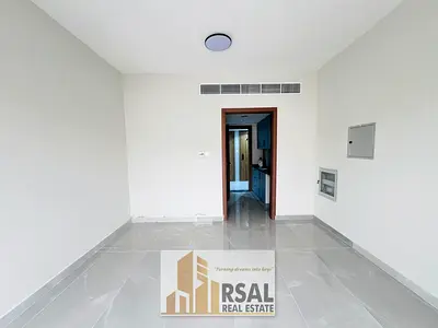 Brand nEw Lavish Studio in univresty area For Family