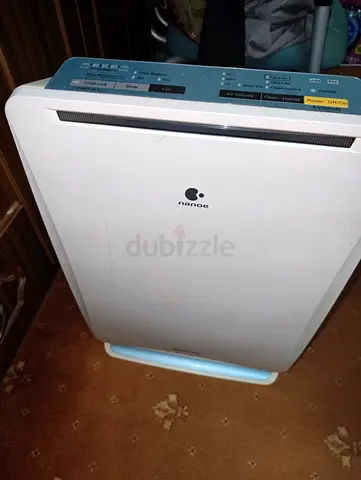 Panasonic 2-in-1 Air Purifier  Humidifier (F-VXM35M)