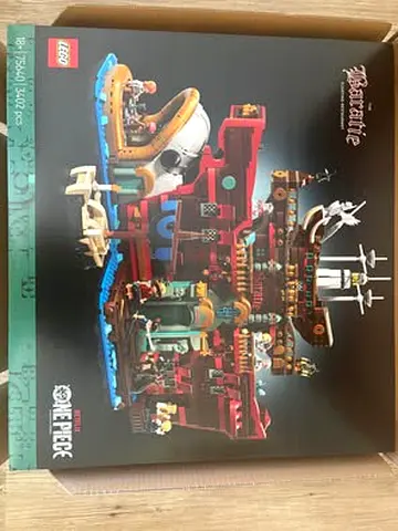 BARGAIN BRAND NEW LEGO 75640 ONE PIECE THE BARATIE FLOATING RESTAURANT