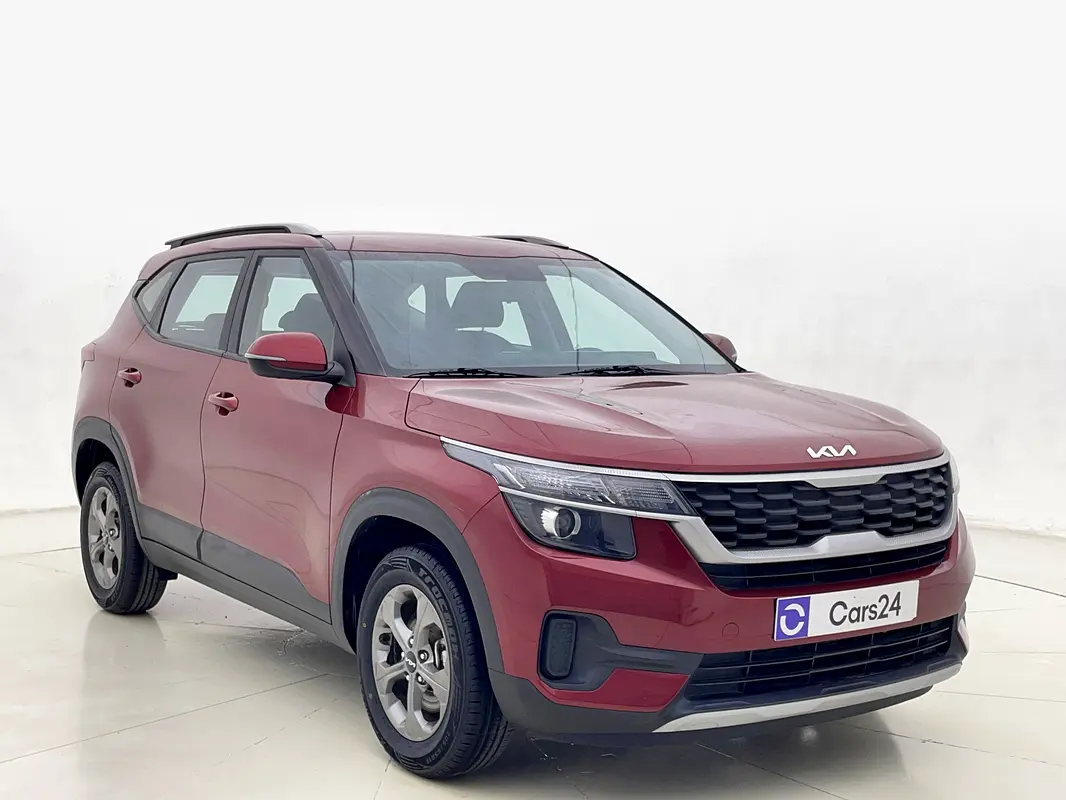 Kia Seltos 2023 — photo 1 of 12