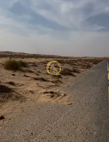 ارض سكنية للبيع في روضة القرض امارة الشارقة  الارض بمساحة 5274 قدم