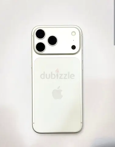 Apple iPhone (Silver) - Good working condition no scratch full clean open box