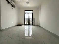 Spacious 1BHK | 980 Sqft | 2 Bathrooms | Balcony | Prime Location in Tilal City