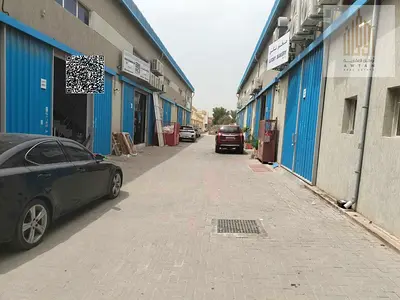 مستودع 3,000 قدم مربع | كهرباء 25 كيلووات – للإيجار في الجرف الصناعية 1 – عجمان