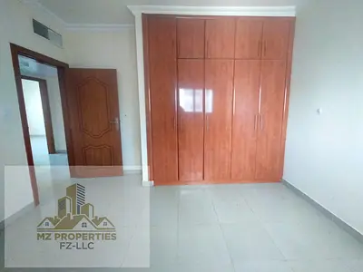 3bhk closed hall with maid room with free parking family building ready to move 62000