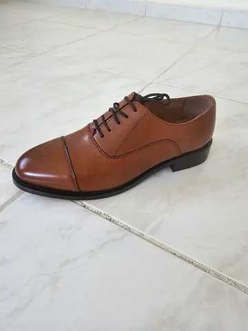 Samuel Watson - Brown leather cap-toe Oxford dress shoes - brand new