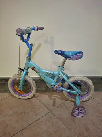 Cycling children bikes