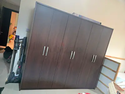 Wadrobe 6 door in excellent condition