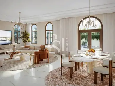 Elegant 2BR Townhouse | Luxurious Living | Great Investment