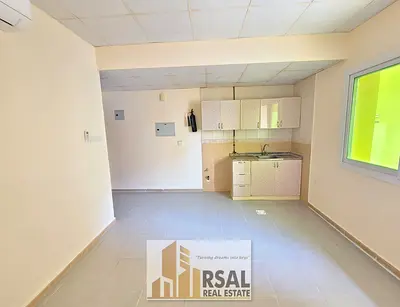 Lavish Studio/Open Kitchen/Family Building/Near Gaxlay Super Market