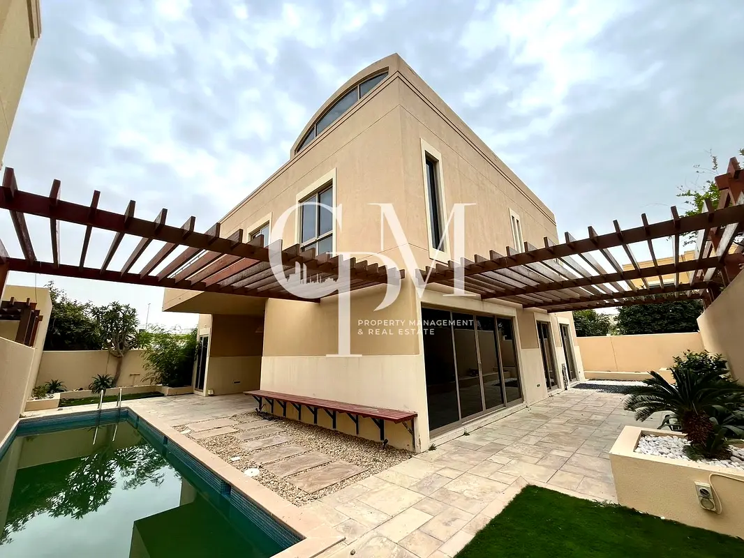 Family 4 BR Villa | Private Pool | Great Layout