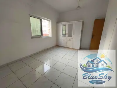 Hot deal beautiful building 2bhk with balcony windows ac just for 27k king fasal road