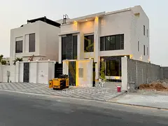 Villa directly from the owner, personal finishing, on a main street, close to all services, freehold