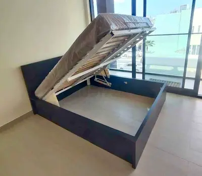 Ikea hydraulic king‑size bed (180 × 200 cm) with  IKEA mattress ✨