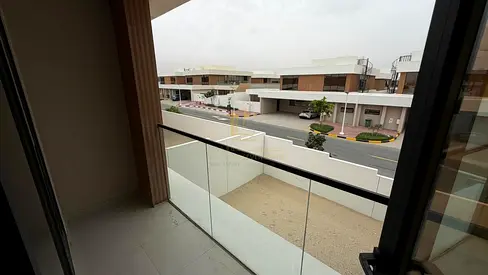 🏡 للبيع | فيلا فاخرة في مشروع شموس غاردن سيتي | أول ساكن