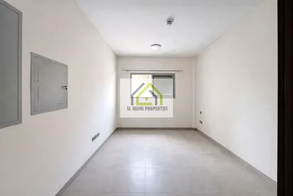 Value Studio | Balcony | Great Location