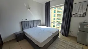 Bed Space in Master Room  | Near Metro and Marina Mall | For Ladies