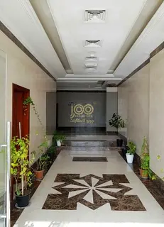 3 bedroom apartment opposite the new Corniche in Umm Al Quwain with 3 bathrooms. Prime location. Ren