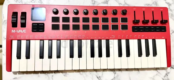 New/Unused M-VAVE 37-PRO Wireless MIDI Controller Keyboard