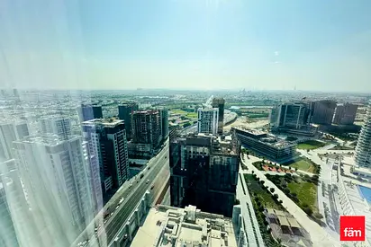 Furnished | High Floor | Luxury Amenities